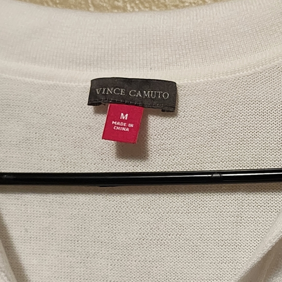 White Collared V-neck Long Sleeeve - Picture 4 of 7